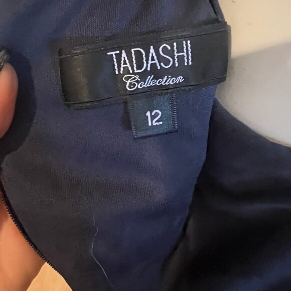 $538 TADASHI SHOJI COLLECTION SILK BEADED TRIM GOWN SIZE 12 NAVY - Picture 7 of 7